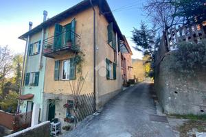 4 LOCALI A TORRIGLIA