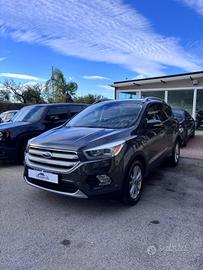 Ford Kuga 1.5 TDCI 120 CV S&S 2WD Powershift Titan