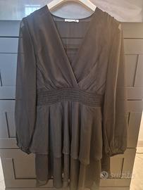 vestito nero, casual elegante.