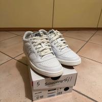 Saucony