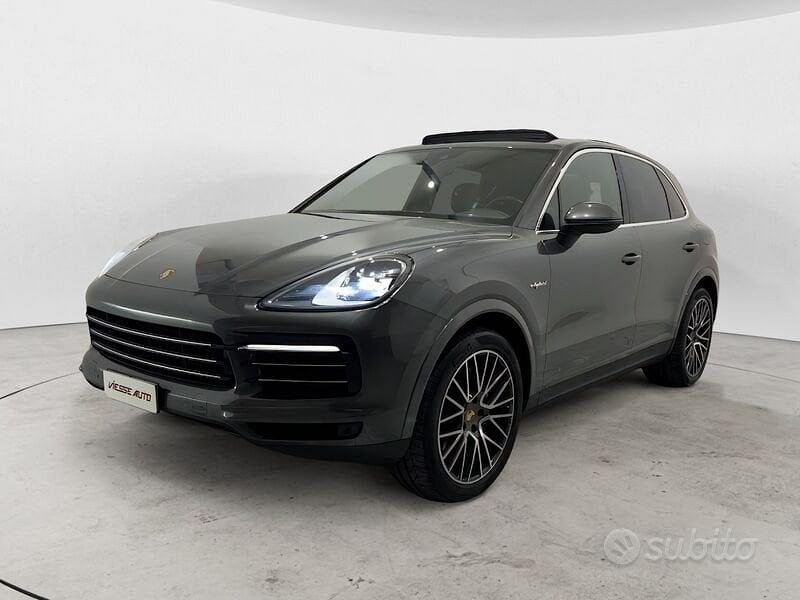 PORSCHE Cayenne 3ªs.'17-->
