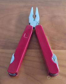 Multifunzione svizzero