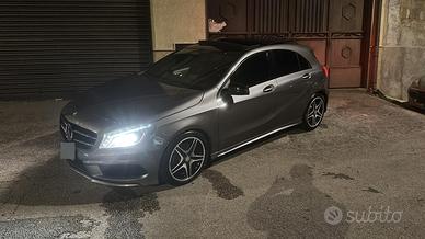 Mercedes A180d amg dark night edition