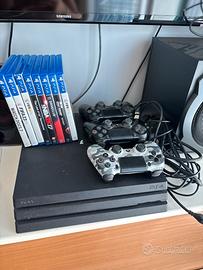 Playstation 4 pro no box con pad e giochi