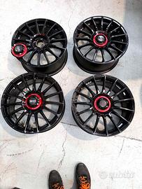 OZ Superturismo Evoluzione 18 nero/rosso