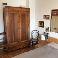 Armadio in noce massello