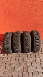 Gomme invernali termiche 185/65 R15 92T con cerchi