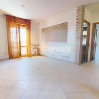 APPARTAMENTO 3 CAMERE E 2 BAGNI, PALAZZINA MODERNA