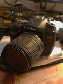 NIKON D7200