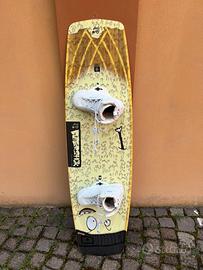 Tavola (152) e boots (44-46) Liquidforce wakeboard