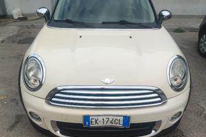 Mini Cooper 3 Porte Stile iconico - Sportiva semp