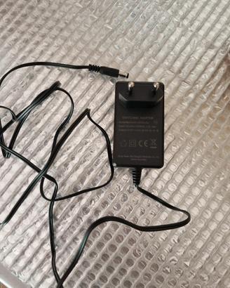 Alimentatore 12V 3A 36W