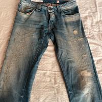 Pantalone jeens