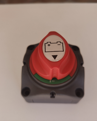 Staccabatteria per batterie camper
