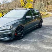 VOLKSWAGEN Golf 7ª serie - 2018