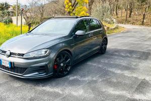 VOLKSWAGEN Golf 7ª serie - 2018