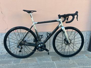 Bici Colnago C64 disc Tg 52s
