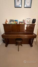 Pianoforte acustico Itaki Giapponese