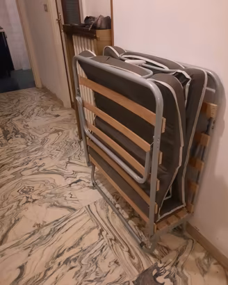 Lettino portatile con doghe