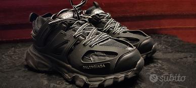 Scarpe track da ginnastica mai utilizzate