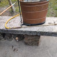Pompa irroratrice a zaino in rame
