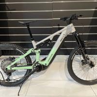 E-bike Focus Sam2 6.8 Bosch 100nm  800wh