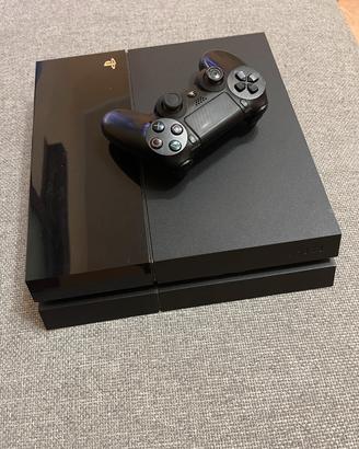 Play Station 4 + 3 giochi