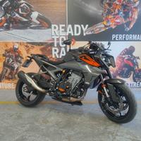 Ktm 990_ Duke