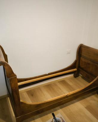 letto singolo legno antico