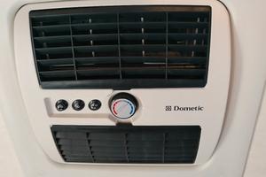 ARIA CONDIZIONATA DA TETTO ROULOTTE CAMPER DOMETIC