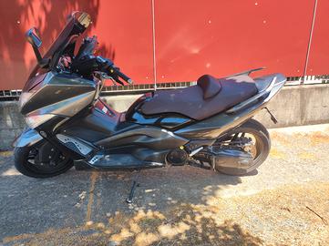 Yamaha Tmax 500