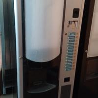 distributori automatici bianchi caffè 