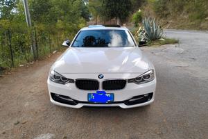 auto tenuta in modo maniacale condizioni pari al n