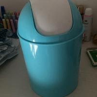 cestino da scrivania