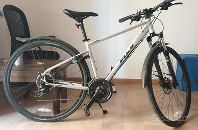 Mountain bike Fuji ibrida