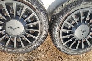 4 pneumatici Khumo  winterkraft 185/55 R15  + cerc