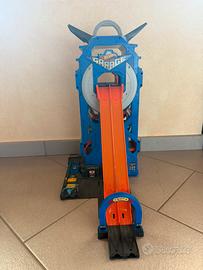 Garage hot wheels