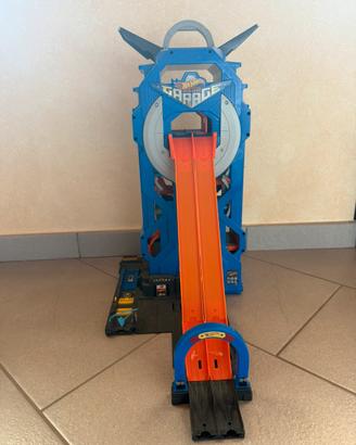 Garage hot wheels
