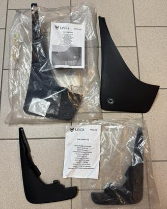 PARASPRUZZI LANCIA YPSILON / Y (843)