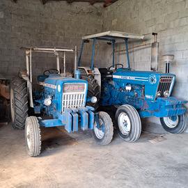 Trattori Ford e MF.