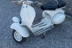 Vespa Faro Basso 125