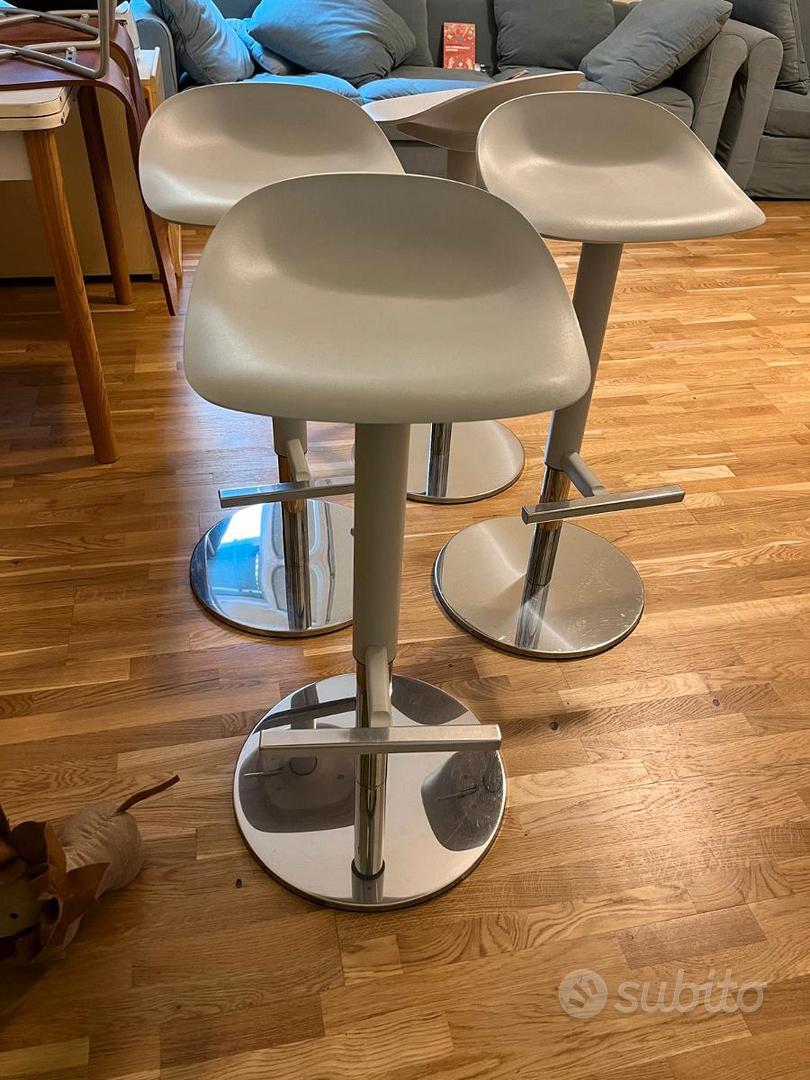 Tavolo Bar con Sgabelli Arredamento e Casalinghi In vendita a