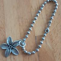 bracciale con fiore
