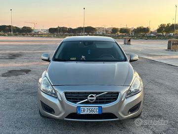 Volvo V 60