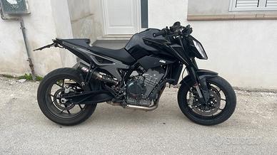 Ktm Duke 790