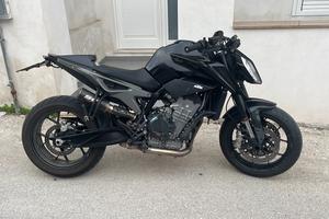 Ktm Duke 790