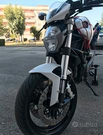 Ducati 696+ nuovissima