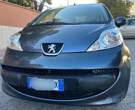 Peugeot 107 1.0 benz. Ideale per neo patentati