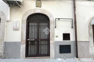 CASA INDIPENDENTE A CANOSA DI PUGLIA