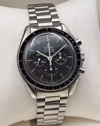 OMEGA Speedmaster Moonwatch Apollo XI